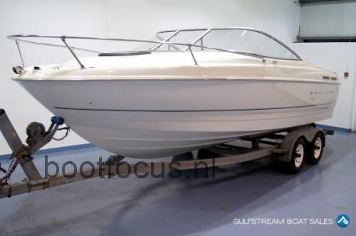 Bayliner 2152 Capri Cuddy specificaties 